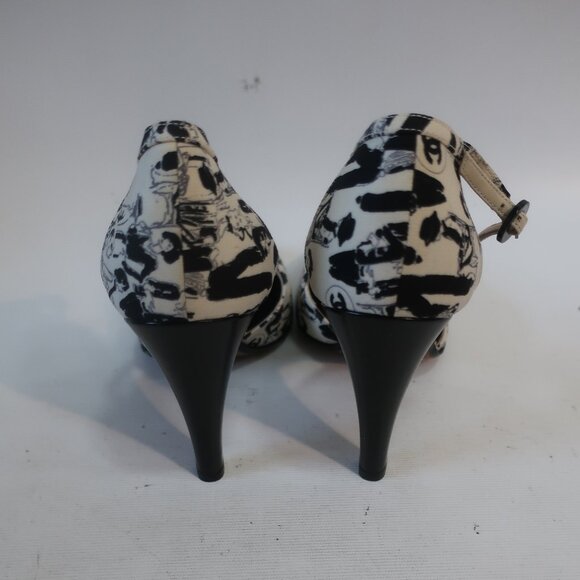 NWOB Authentic Chanel Black White Graphic Image Ankle Strap Heels 38.5 US/8.5 - Picture 7 of 13